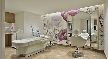 Taj Mahal, New Delhi