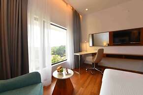 Vivanta Colombo, Airport Garden