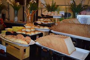 Vivanta Colombo, Airport Garden