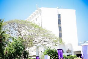 Vivanta Colombo, Airport Garden
