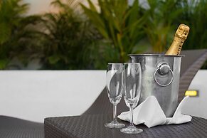 Vivanta Colombo, Airport Garden