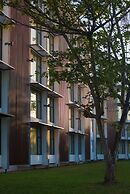 Vivanta Colombo, Airport Garden