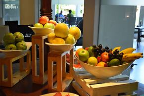 Vivanta Colombo, Airport Garden