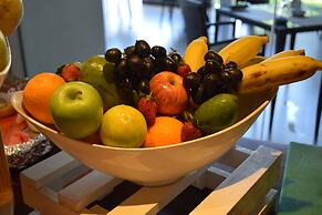 Vivanta Colombo, Airport Garden