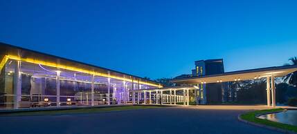 Vivanta Colombo, Airport Garden