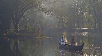 Taj Kumarakom Resort & Spa, Kerala