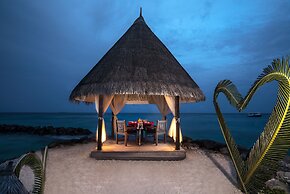 Taj Coral Reef Resort & Spa Maldives – A Premium All Inclusive Resort