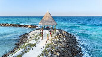 Taj Coral Reef Resort & Spa Maldives – A Premium All Inclusive Resort