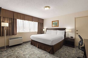 Travelodge by Wyndham Thunder Bay