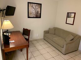 Travelodge by Wyndham Stony Plain