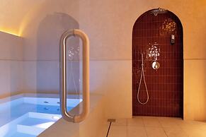 Almarine Eiffel Hotel & Spa