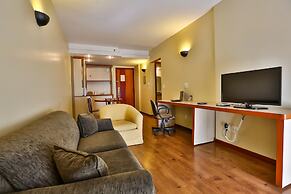 Metropolitan Hotel by Atlantica