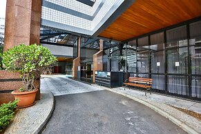 Metropolitan Hotel by Atlantica