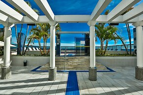 Metropolitan Hotel by Atlantica