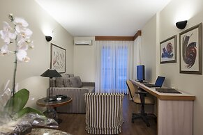 Metropolitan Hotel by Atlantica