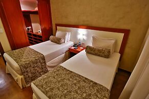 Metropolitan Hotel by Atlantica