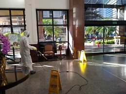 Metropolitan Hotel by Atlantica