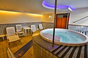 Metropolitan Hotel by Atlantica