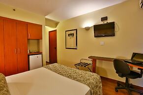 Metropolitan Hotel by Atlantica