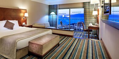 Pine Bay Holiday Resort