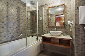 Pine Bay Holiday Resort