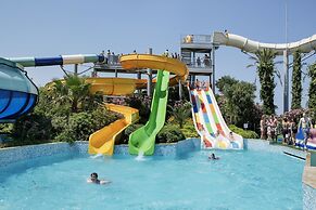 Pine Bay Holiday Resort