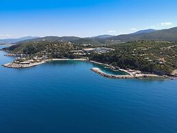 Pine Bay Holiday Resort