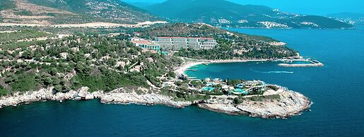 Pine Bay Holiday Resort