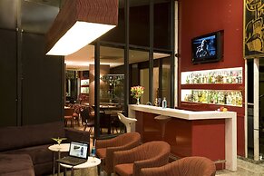 Alta Reggia Plaza Hotel