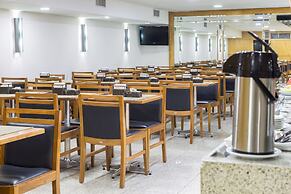 Hotel Bandeirantes