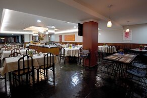 Bristol Exceler Plaza Hotel