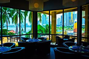 Plaza Paitilla Inn Hotel