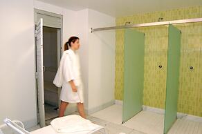 Max Savassi Apart Service