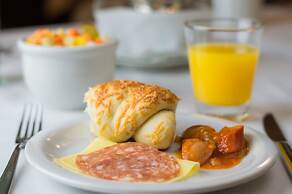 SJ Royal - San Juan Curitiba