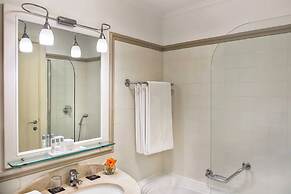 Renaissance Naples Hotel Mediterraneo