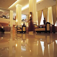 Renaissance Naples Hotel Mediterraneo