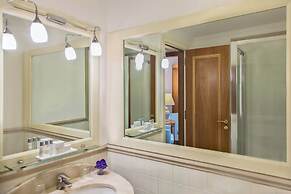 Renaissance Naples Hotel Mediterraneo