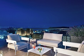 Renaissance Naples Hotel Mediterraneo