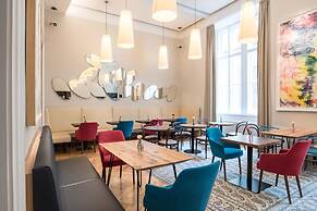 Small Luxury Hotel Altstadt Vienna