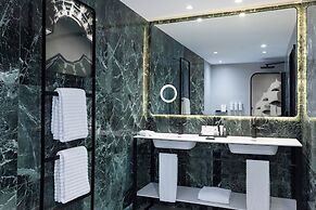 Renaissance Barcelona Hotel