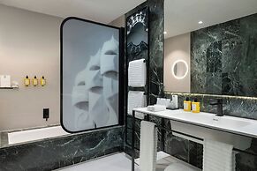 Renaissance Barcelona Hotel