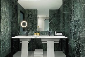 Renaissance Barcelona Hotel