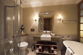 Sun City Hotel and Casino