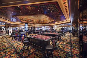 Sun City Hotel and Casino