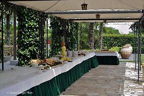 Royal Garden Hotel