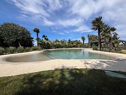 Royal Garden Hotel