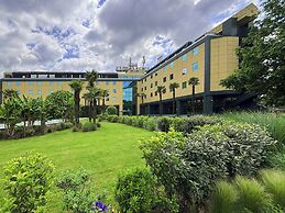 Royal Garden Hotel