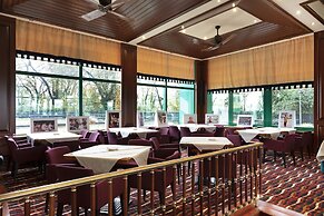 Royal Garden Hotel