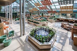 Royal Garden Hotel