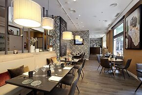 Catalonia Excelsior Hotel